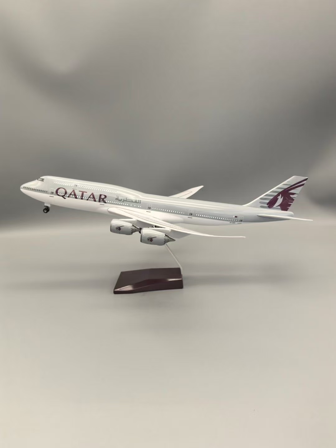 Airplane Model 1:130 Scale Boe - Home Decor Qatar recension och pris