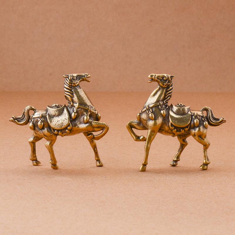 Brass War Horse Small Ornament - Home Decor Enthusiast recension och pris