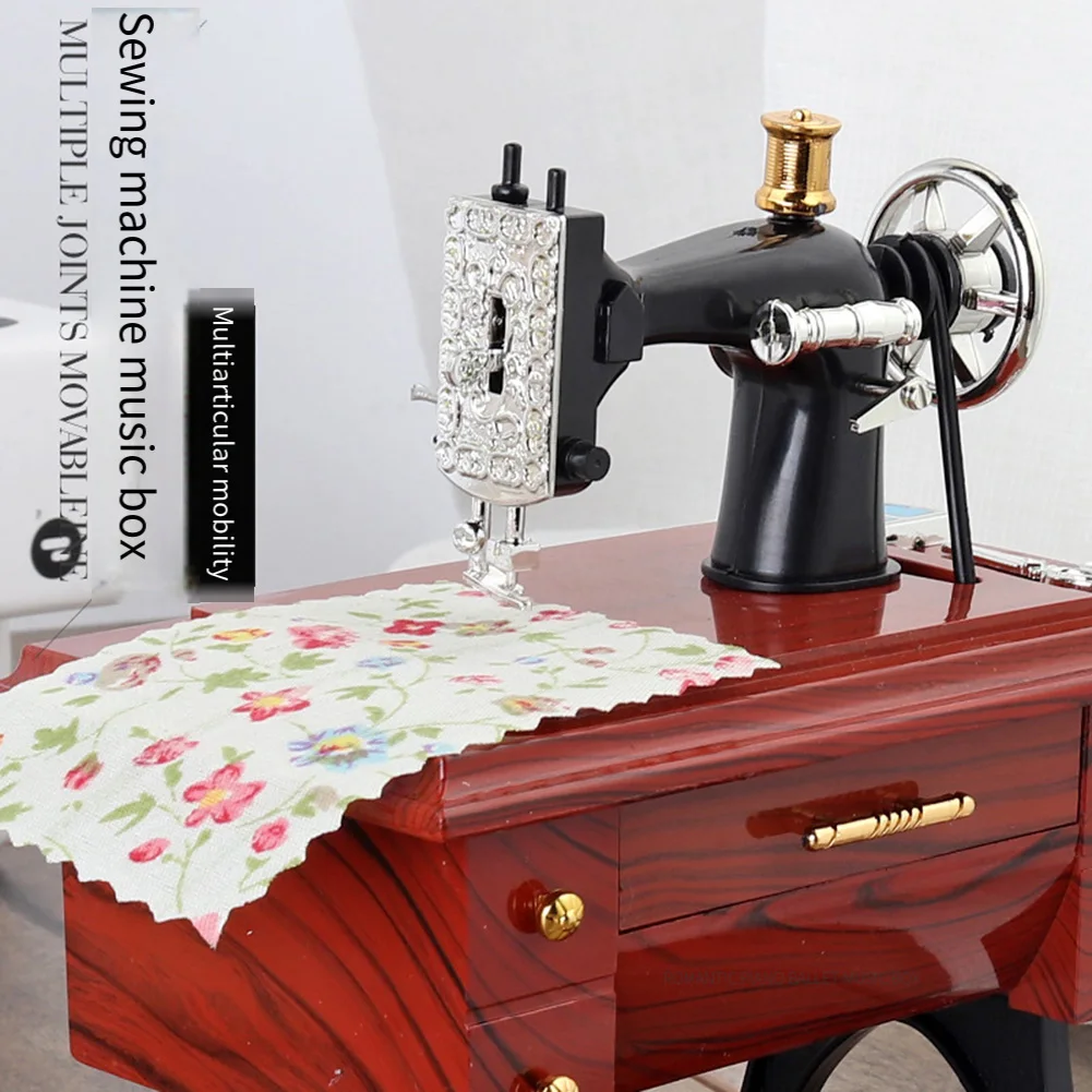 Vintage Sewing Machine Music B - Home Decor Range recension och pris